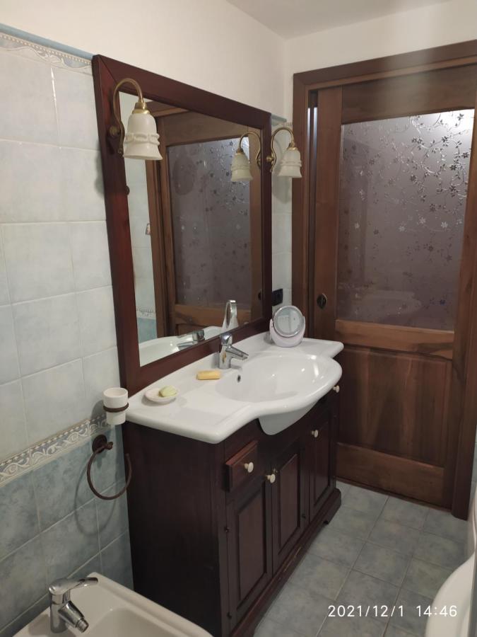 Maison Vallet Cir Vda-Valtournenche N 0023 ภายนอก รูปภาพ